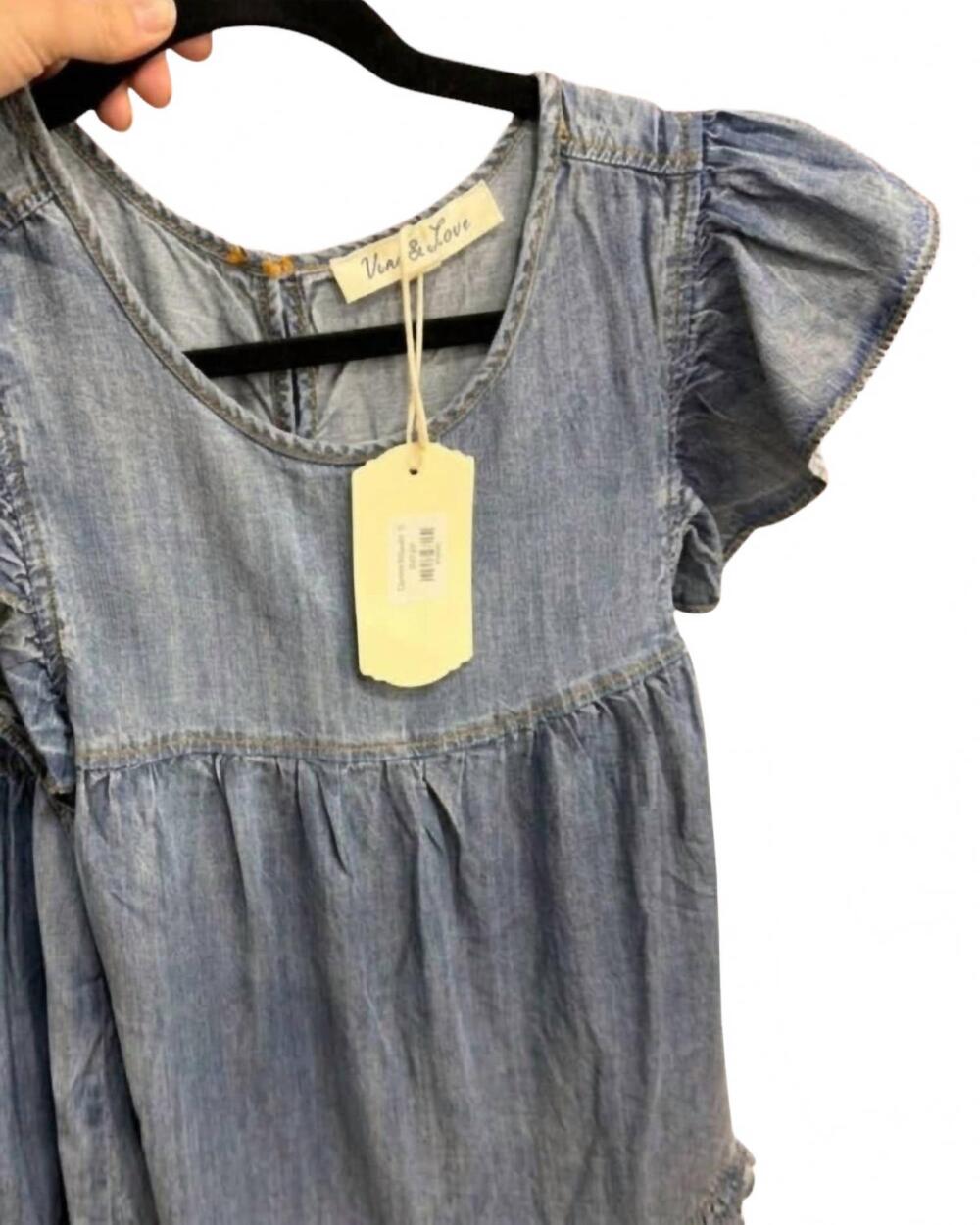 NEW VINE & LOVE women's denim ruffle blouse in blue